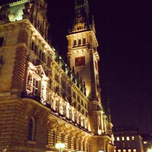 Rathaus at night